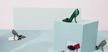 
���У�ȫ��ʮ���ݳ�Ʒ�Ƹ߸�Ь���а�
