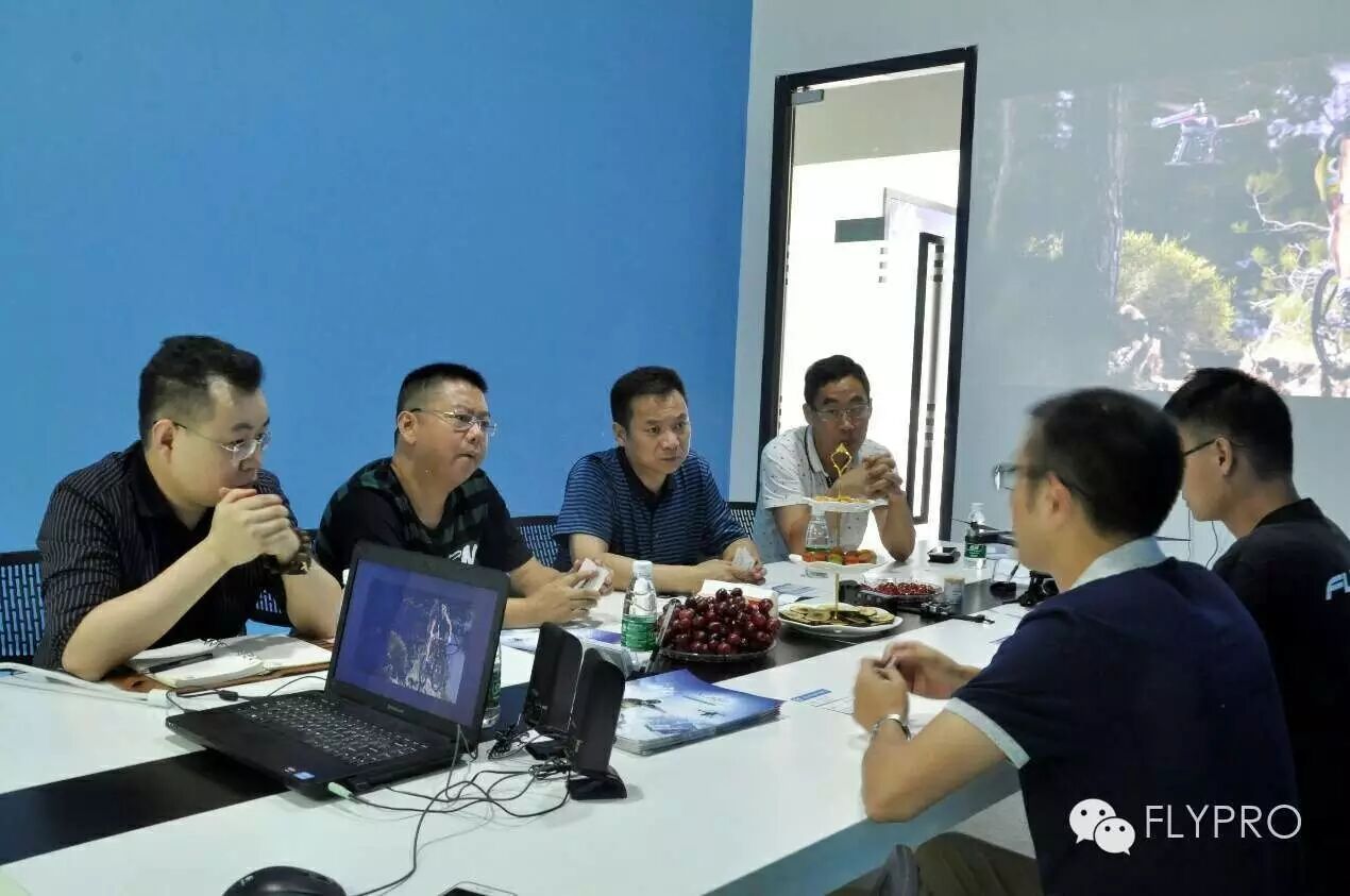 深圳航空航天產(chǎn)業(yè)協(xié)會領導一行蒞臨FLYPRO飛豹無人機公司