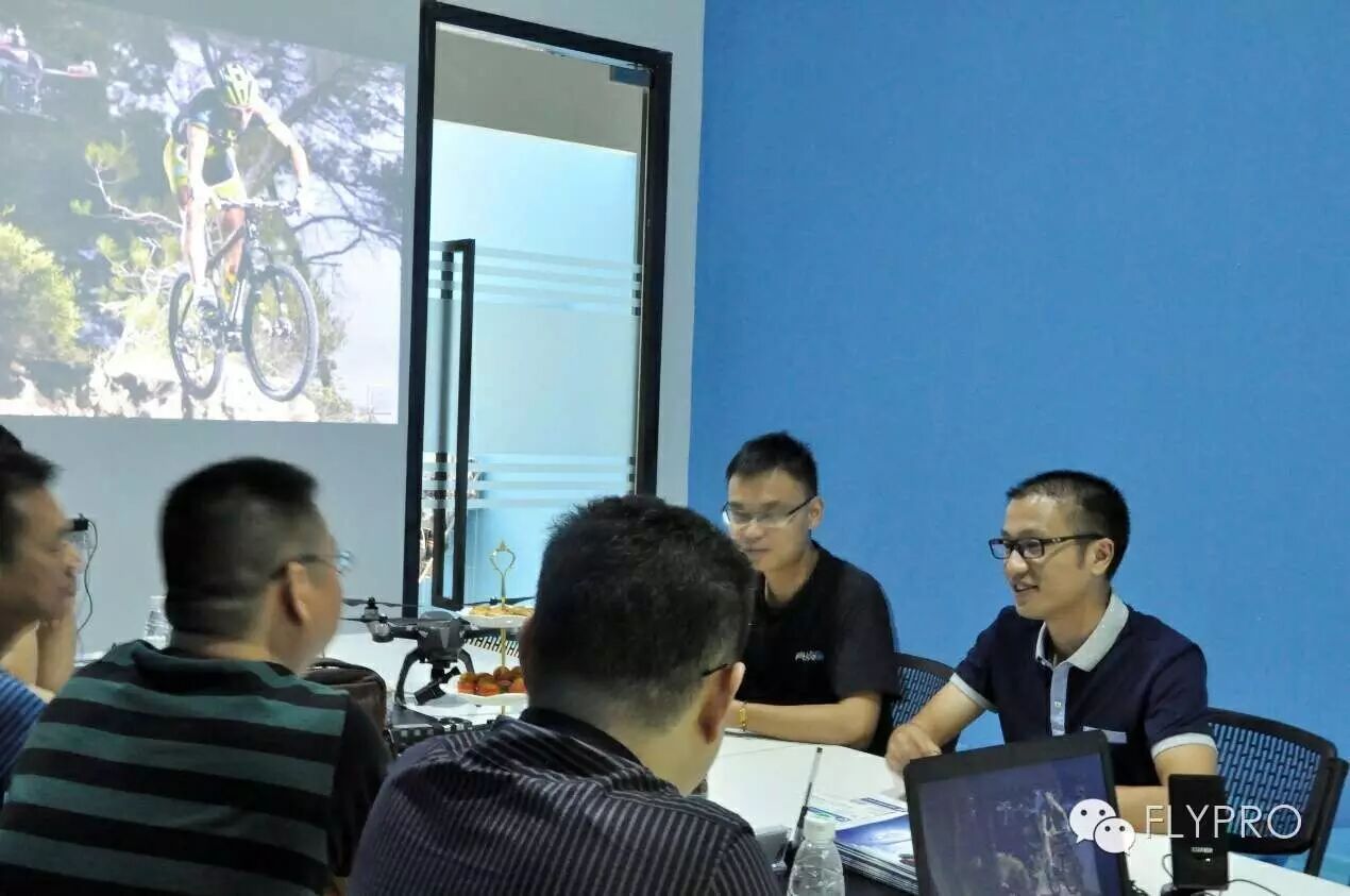 深圳航空航天產(chǎn)業(yè)協(xié)會領導一行蒞臨FLYPRO飛豹無人機公司