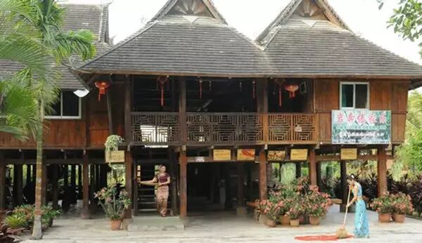 流传：傣家竹楼1000多年的文化历史……