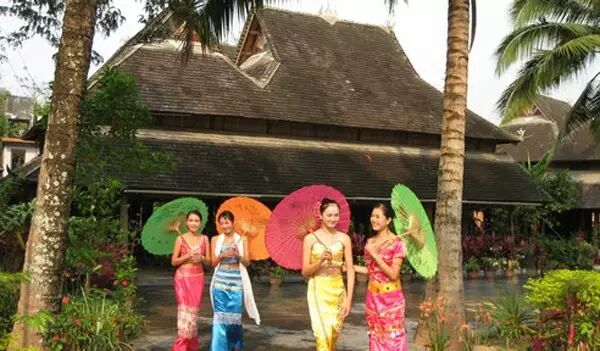 流传：傣家竹楼1000多年的文化历史……