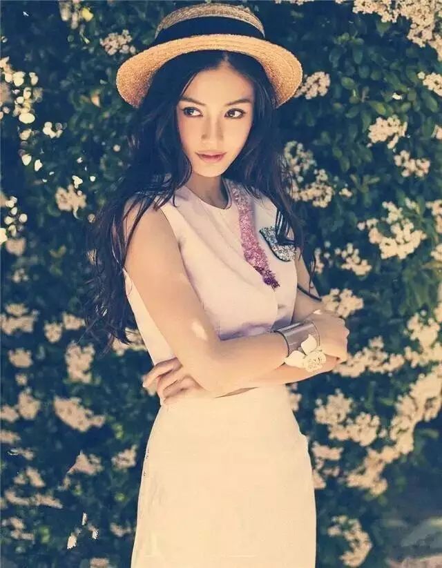 黄晓明给baby买了一个白马王子!疼老婆疼疯了!