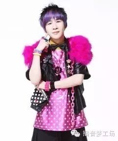 大张伟首秀惹争议: 喧宾夺主 连汪涵的活都被他干了!