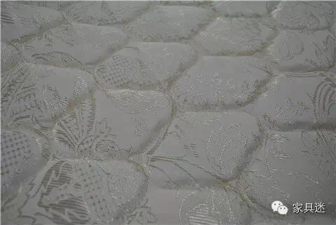 记忆棉床垫什么优点_纯棉床垫_棉床垫好吗