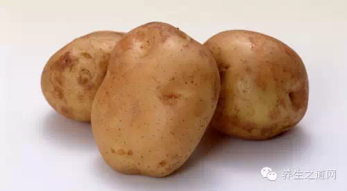 香蕉最好不要与八种食物一起吃，看完才知道！