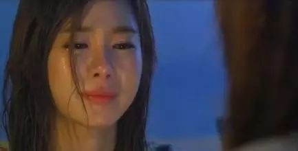 欢子一曲《心痛》,听到流泪