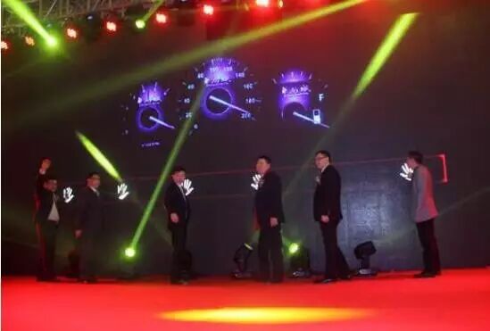 你总耀见识一场很666的发布会？刚好我有！