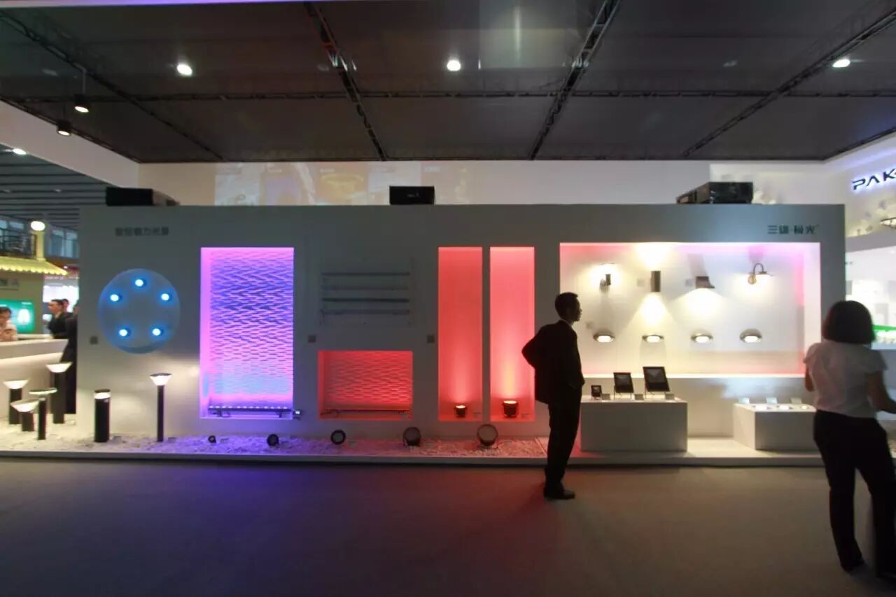 这周除了光亚展 去哪都别来约我！