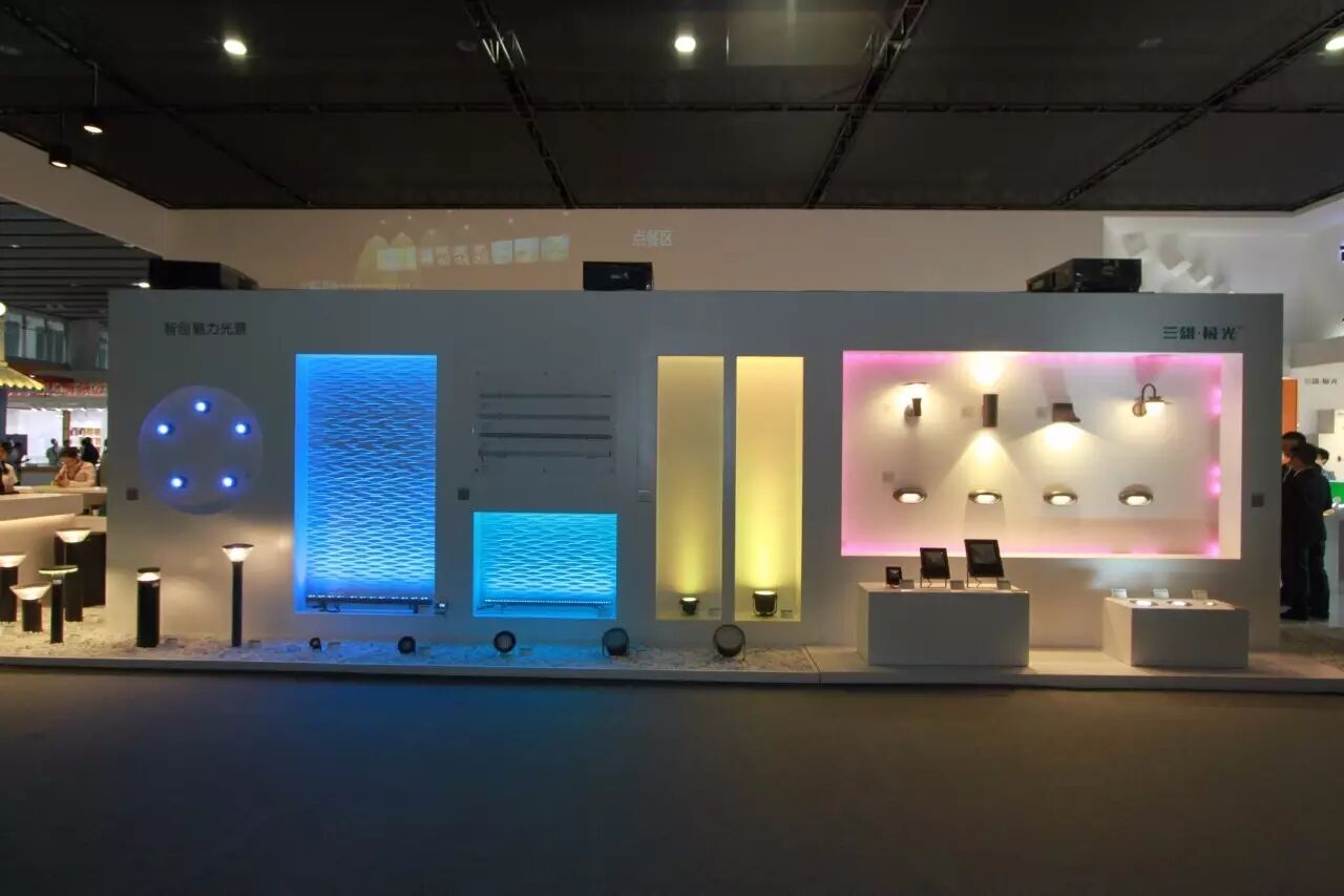 这周除了光亚展 去哪都别来约我！