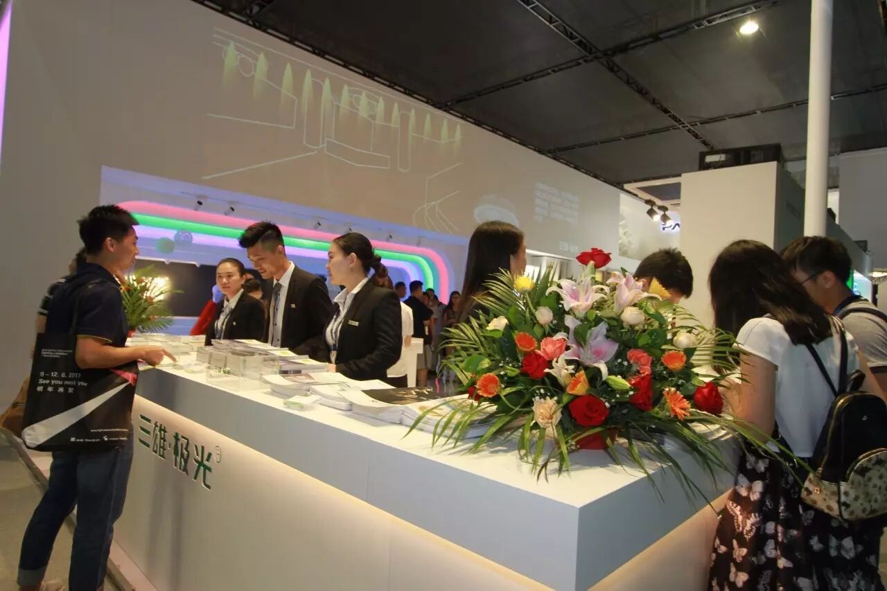 这周除了光亚展 去哪都别来约我！