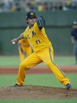 这么巧 我和托马斯同一天出生！