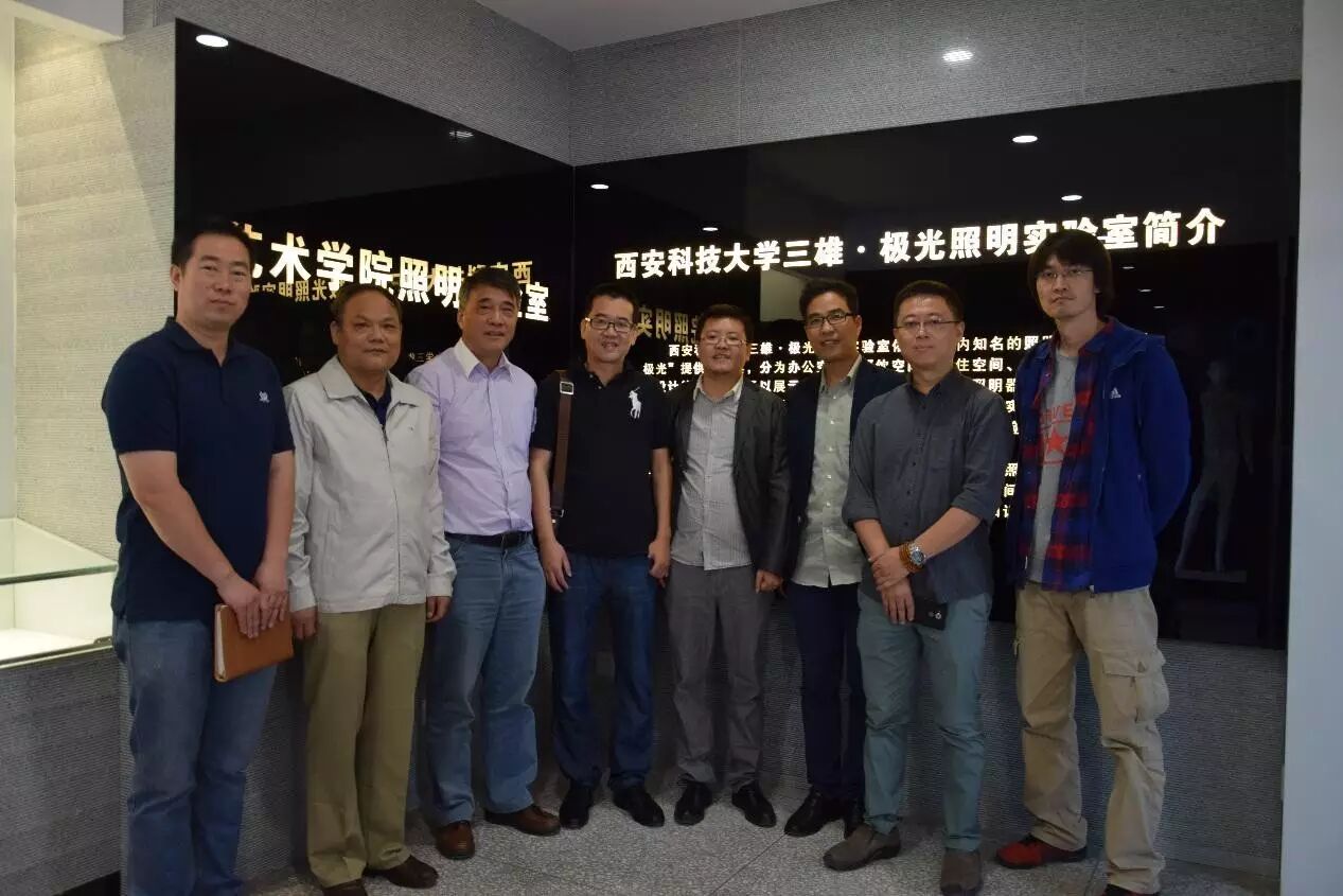 我们又挂牌了！