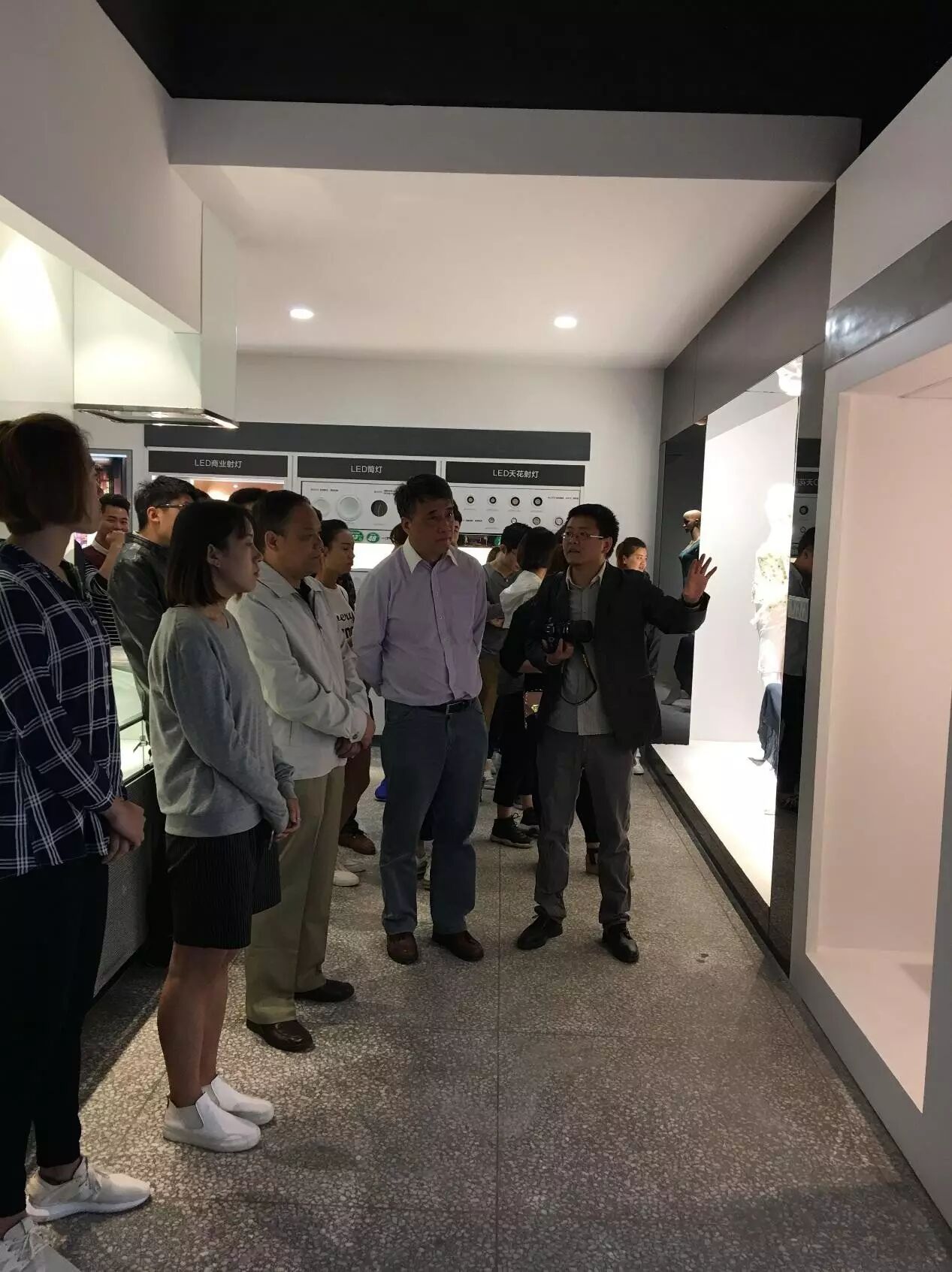 我们又挂牌了！