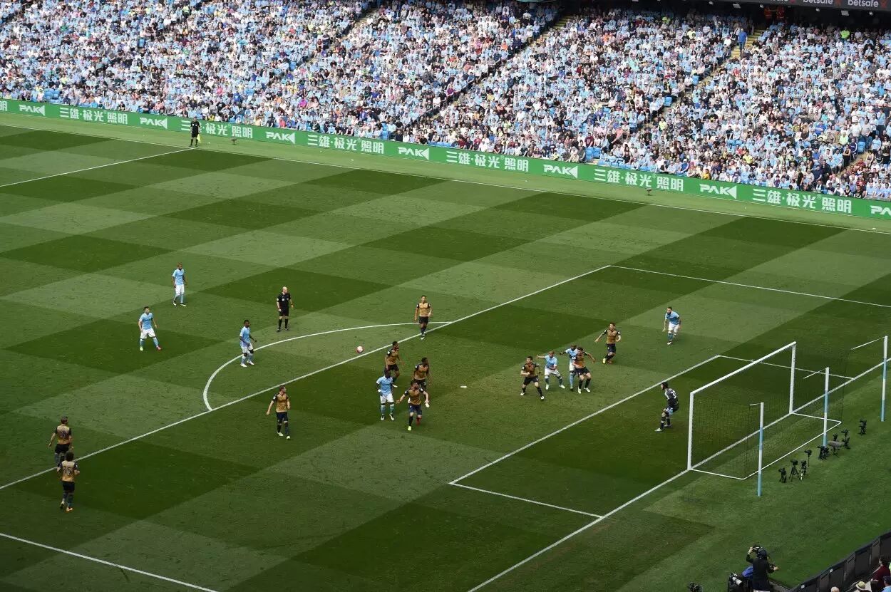 我们摊上太多大事，标题写不下……