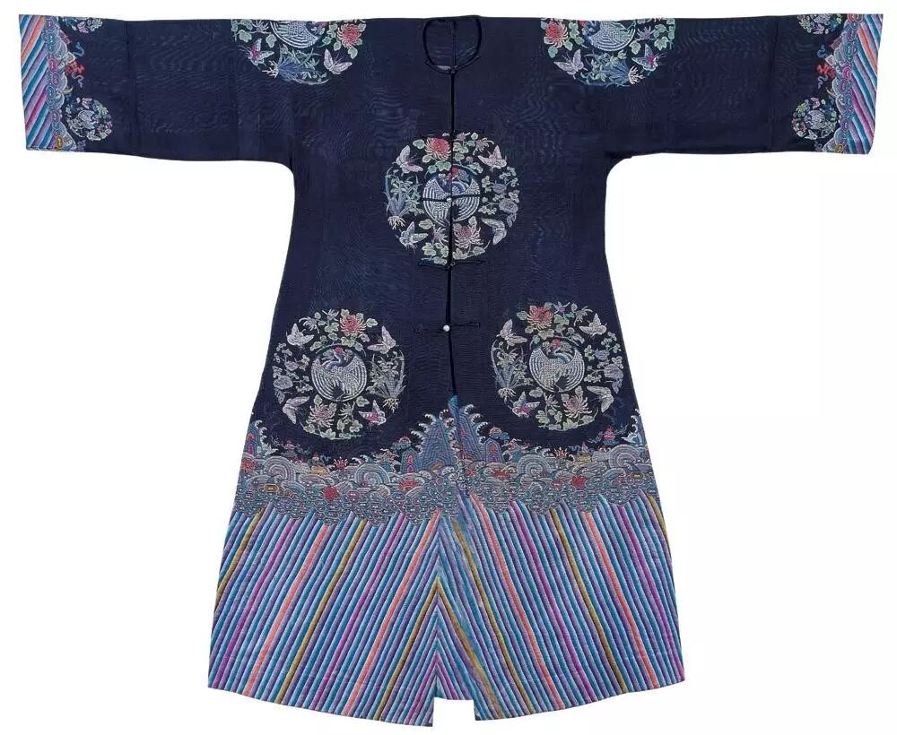 我们爱它五千多年，还深深地爱着