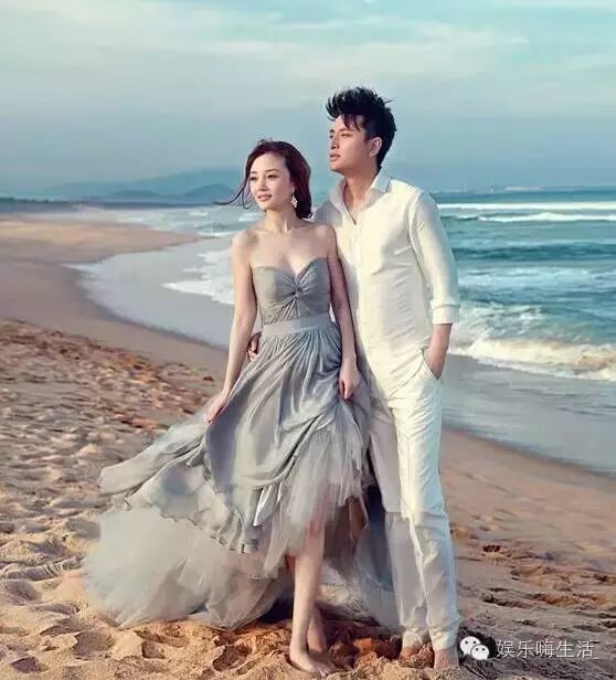 李小璐贾乃亮:我们的童话就是两个人走到白头!