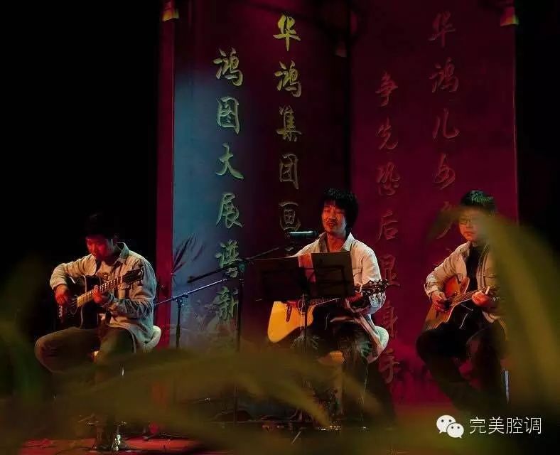 酷似香港林子祥的诗人