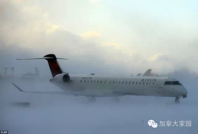 一场惨绝人寰大雪:美帝水牛城(buffalo)瞬间这样了(多伦多人民看后很恐惧) - 九头鸟 - ...欢迎四方博客... 一场惨绝人寰大雪:美帝水牛城(buffalo)瞬间这样了(多伦多人民看后很恐惧) - 九头鸟 - ...欢迎四方博客...