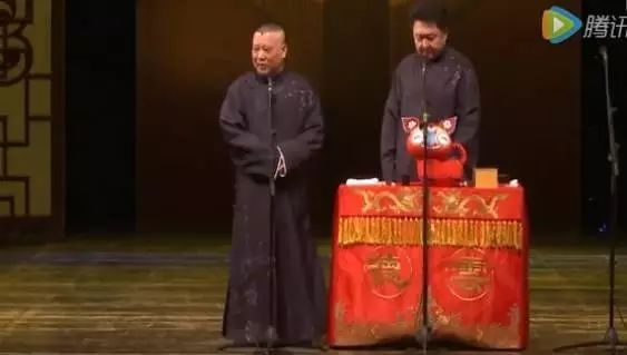 郭德纲于谦搞笑相声 张三打李四,太有意思了!