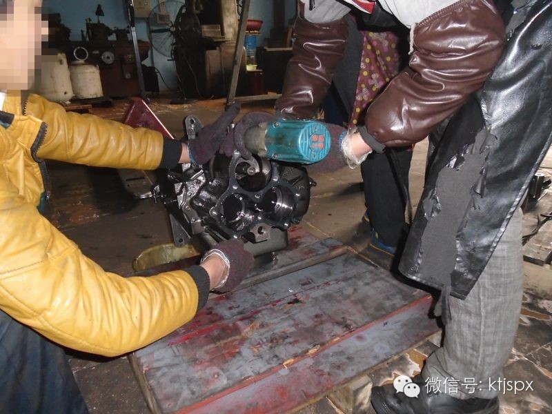 【空调技术培训】DB顿汉布什冷水机组1218压缩机拆解实例