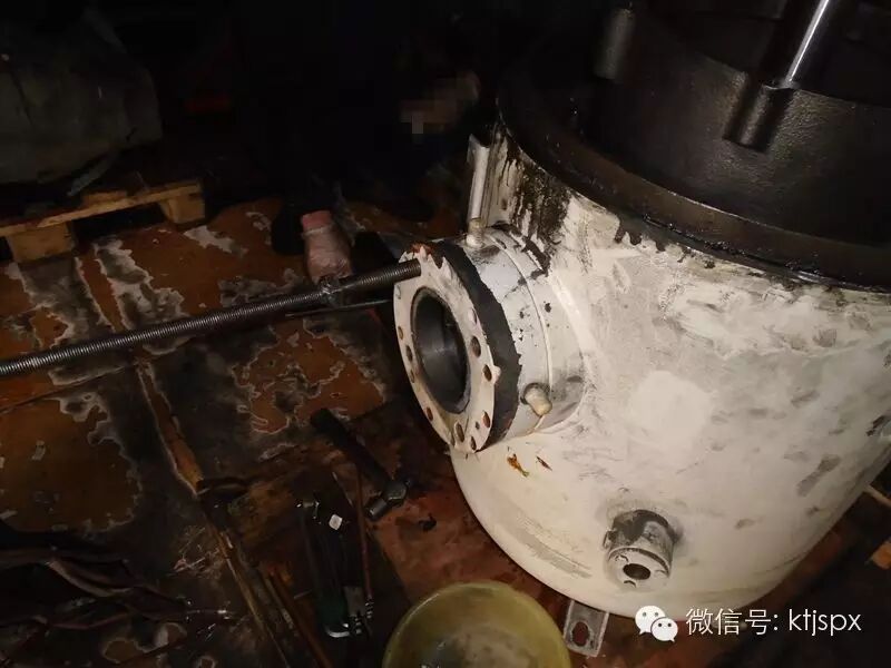 【空调技术培训】DB顿汉布什冷水机组1218压缩机拆解实例