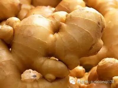 治疗头皮屑的6个民间偏方！！！