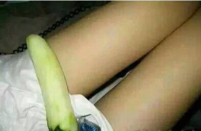 妹子，矜持点好吗？真的唱不下去了。 
			</div>
			<div class=