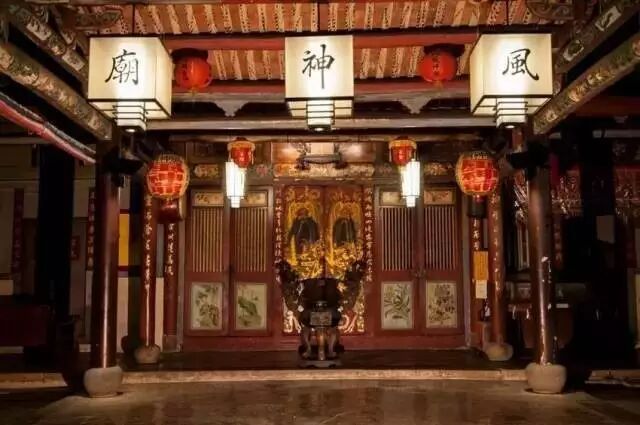 光外有光 | 周鍊