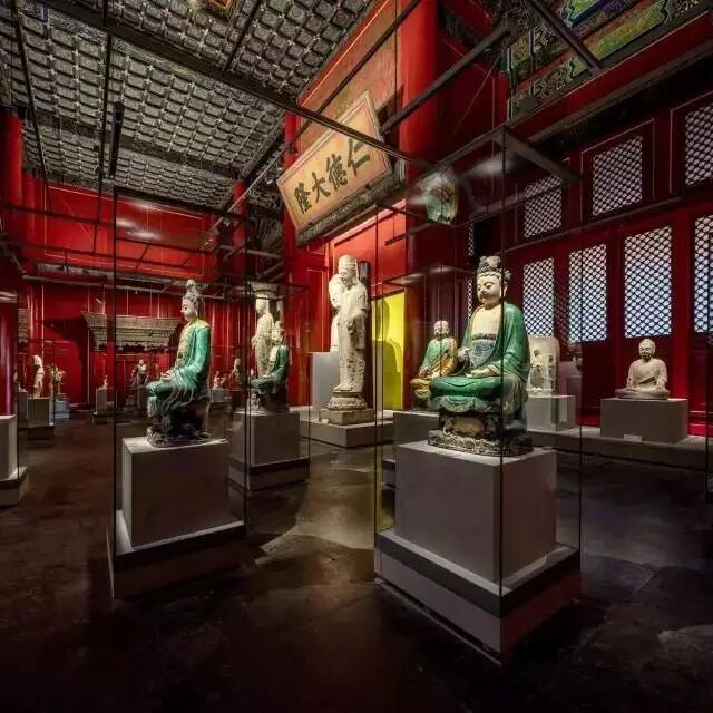 光外有光 | 周鍊