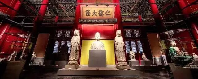 光外有光 | 周鍊