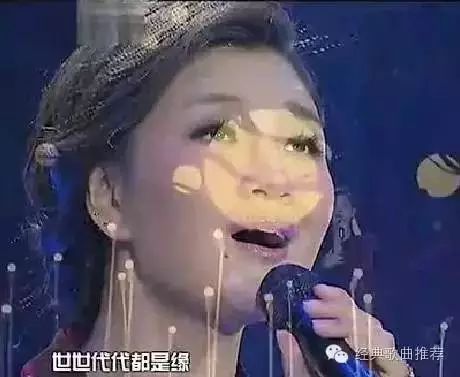 ♬ 降央卓玛一曲《爱江山更爱美人》,一开唱征服全场!