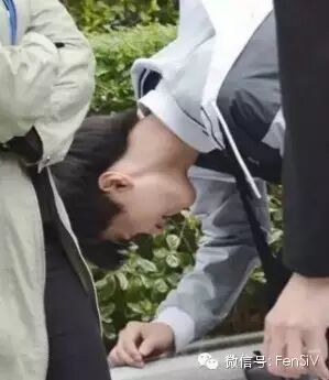 TFBOYS王俊凯实力演绎如何笑趴