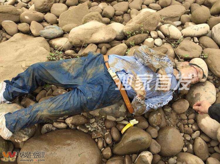 11月15日上午8点左右,中坝桥附近发现一具男性尸体