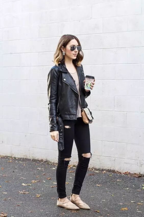 鞋子裸色还是黑色_裙子 裸色鞋子 搭配_裸色鞋子配什么衣服