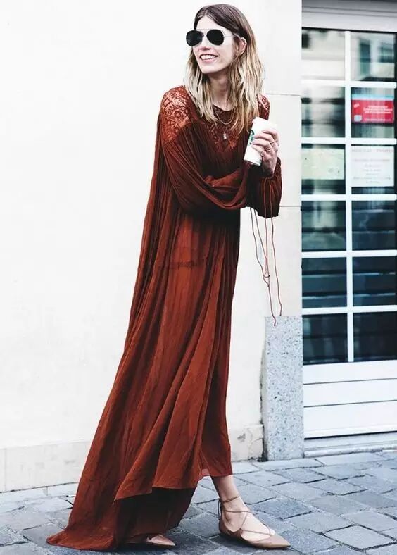 裸色鞋子配什么衣服_裙子 裸色鞋子 搭配_鞋子裸色还是黑色