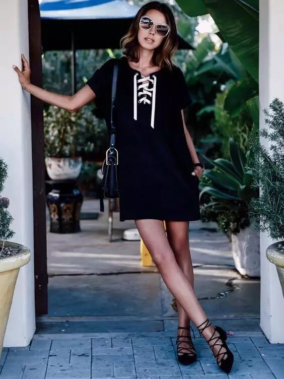 裸色鞋子配什么衣服_裙子 裸色鞋子 搭配_鞋子裸色还是黑色