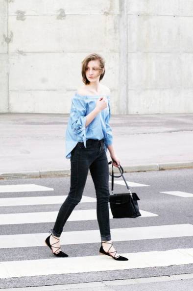 鞋子裸色还是黑色_裙子 裸色鞋子 搭配_裸色鞋子配什么衣服