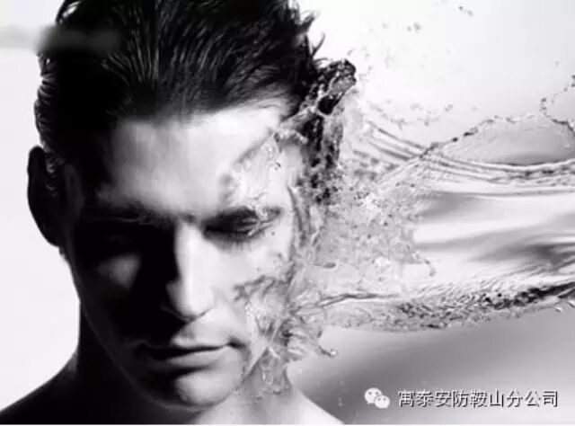 弯腰拾起的尊严