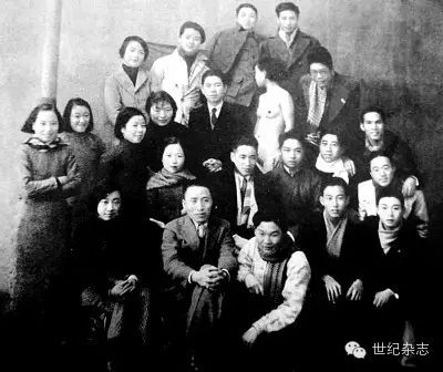 畫冊排版設計_產(chǎn)品畫冊內(nèi)頁設計_畫冊設計印務