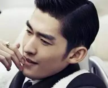 嬷嬷秀王思聪力挺郑爽怒斥张翰