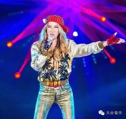 TAI推荐  不潮不用花钱:李玟or林俊杰你喜欢谁的“潮”