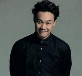 又被陈奕迅迷死了!和他《在这个世界相遇》…
