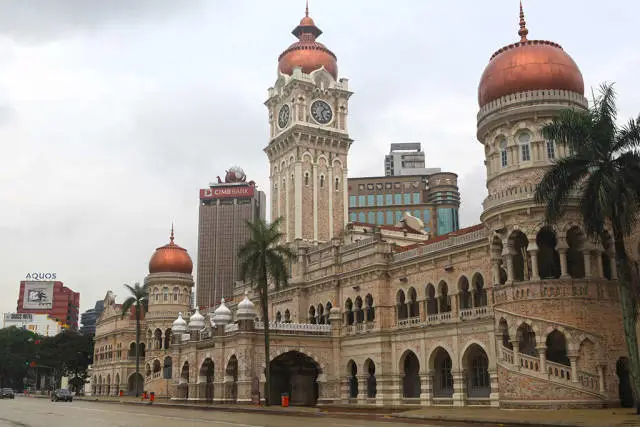 90后夫妻，12萬(wàn)，232天，環(huán)游16國(guó)