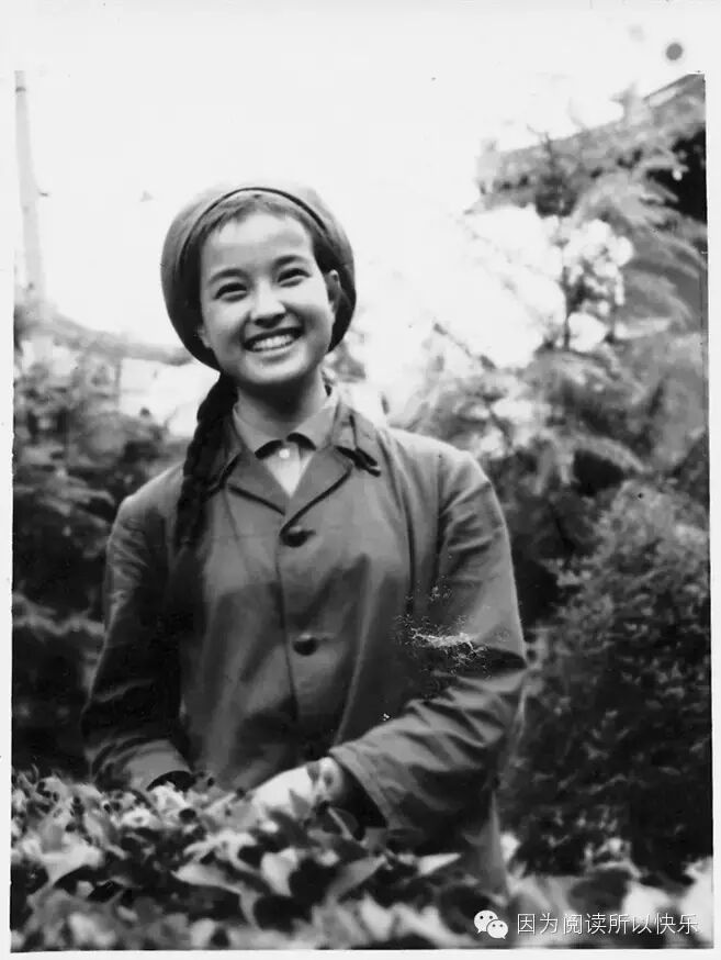 当兵走穴入狱涅槃:刘晓庆六十年私照首曝光