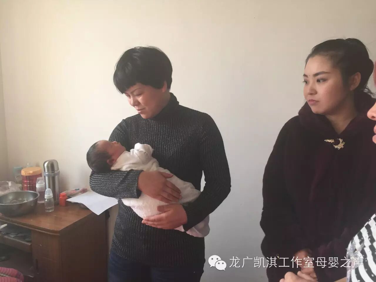 3天的婴儿没了娘,二胎妈妈为什么没能闯过生子鬼门关?孩子未来怎么办?!151221-怀孕期