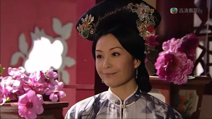 伍咏薇  老公出轨怎么治?“太后政策”试一试