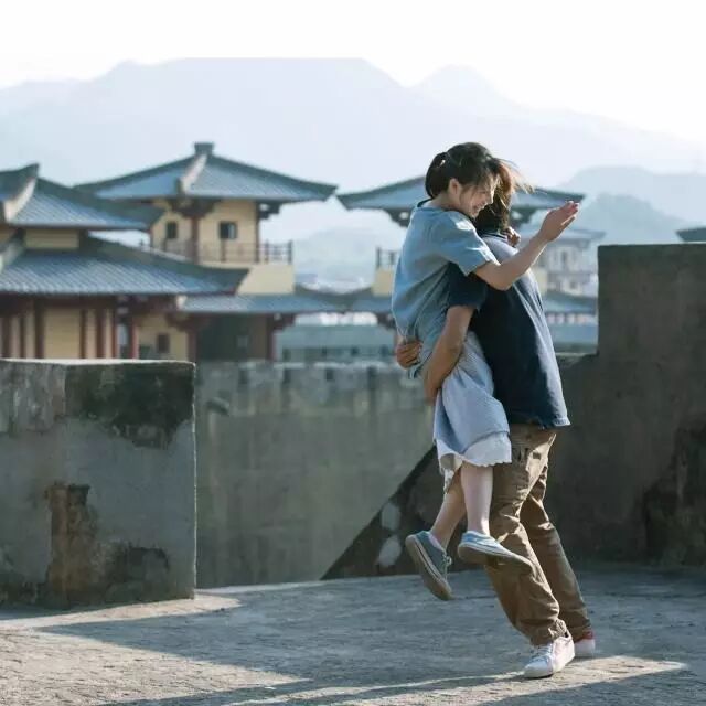 梁朝伟说看了这部电影,就好像看到 30 年前的自己