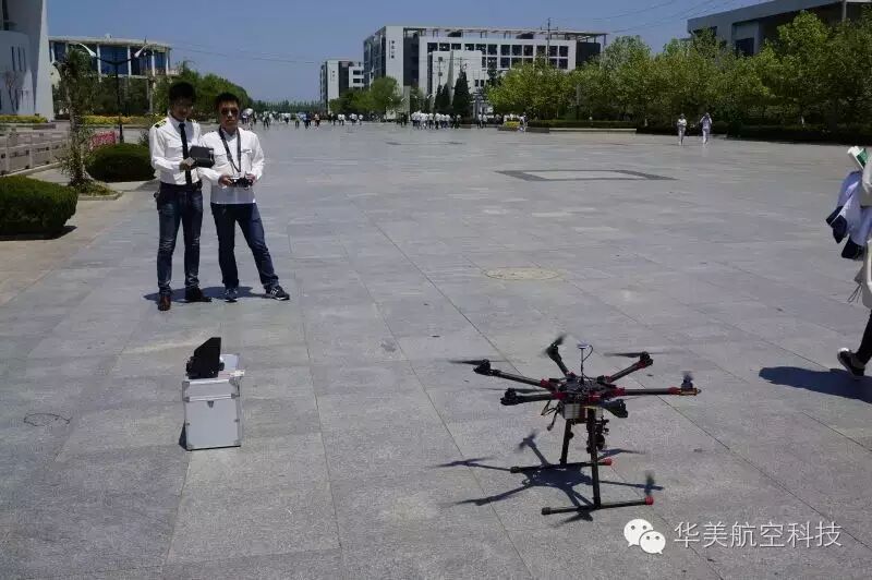 威海職業(yè)技術(shù)學(xué)院宣講會和無人機駕駛員的招生現(xiàn)場會