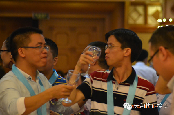 ӵ̣ҹӮͼĽ˵ʲôͬѧ