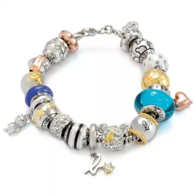 b. Jewel 演绎珠串新概念